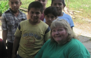 Vladimir (yellow shirt) accepted Jesus as his Savior.  With a smile on his face he assured me that Jesús está en mi corazón.  Jesus is in my heart. 